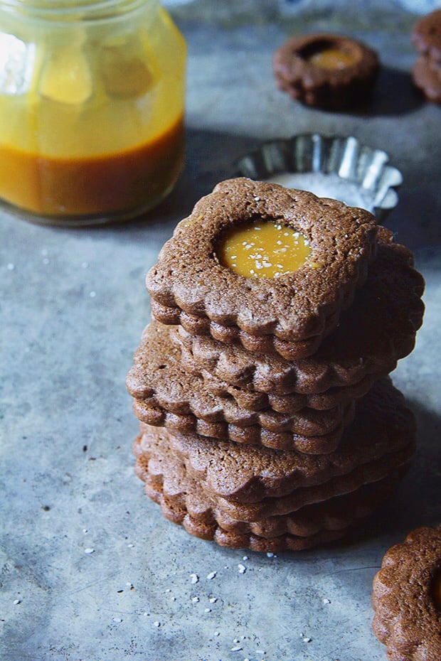 Dulce de Leche Sandwich Cookies