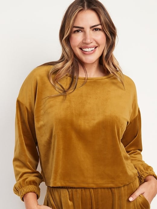 Old Navy Long-Sleeve Velvet Pajama Top