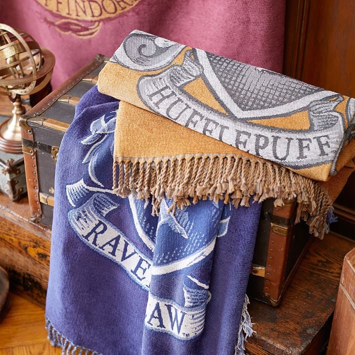 Harry Potter Chenille Crest Throw