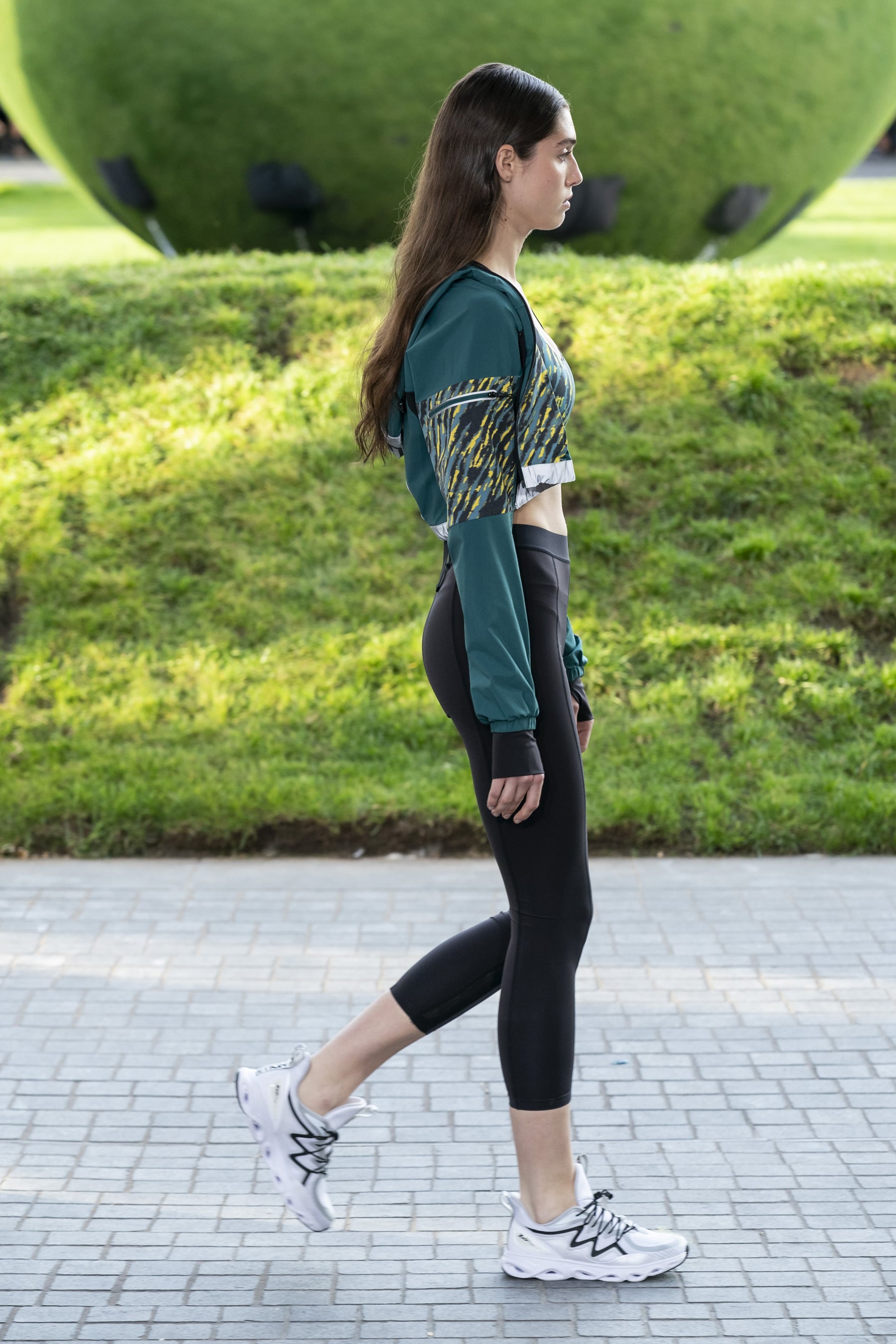 Fashion Shopping Style House of Holland Paid Tribute to Rave