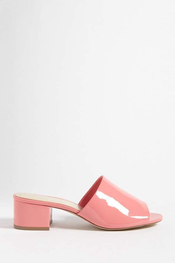 Forever 21 white mules top