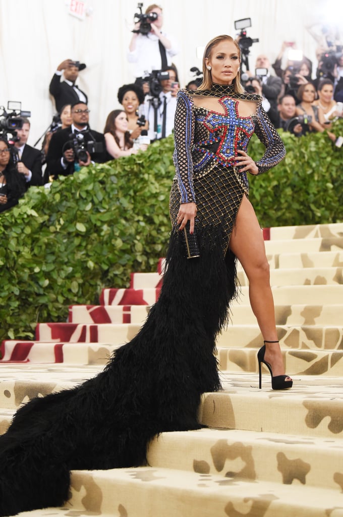 jennifer lopez balmain dress