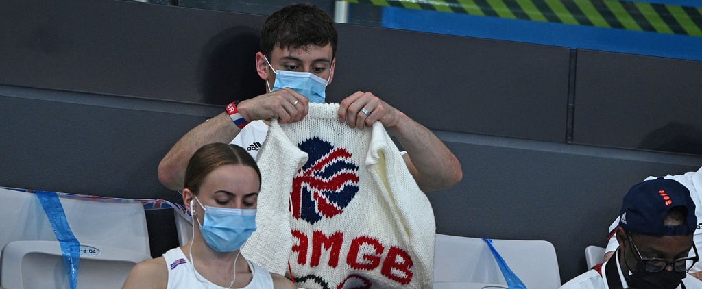 Watch Tom Daley's Olympic-Medal-Cozy Knitting Tutorial