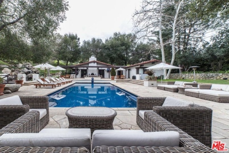 Louis Tomlinson's Calabasas, CA, Mansion For Rent