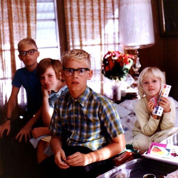 Middle Child How Does Birth Order Affect Personality POPSUGAR