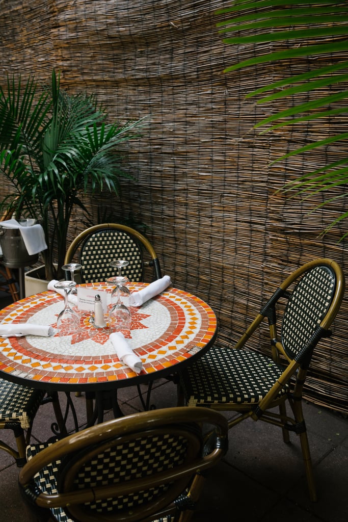 Stylish DIY Outdoor Restaurant Microwedding