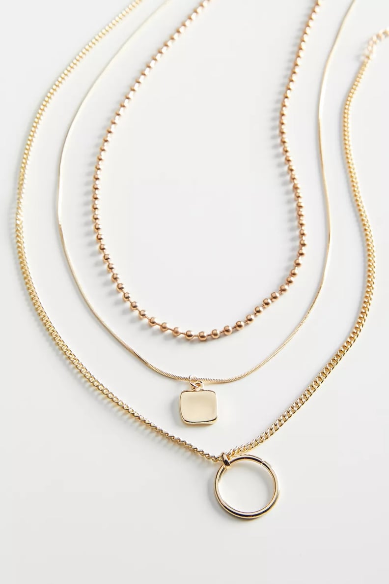 UO Ava Layered Necklace Set