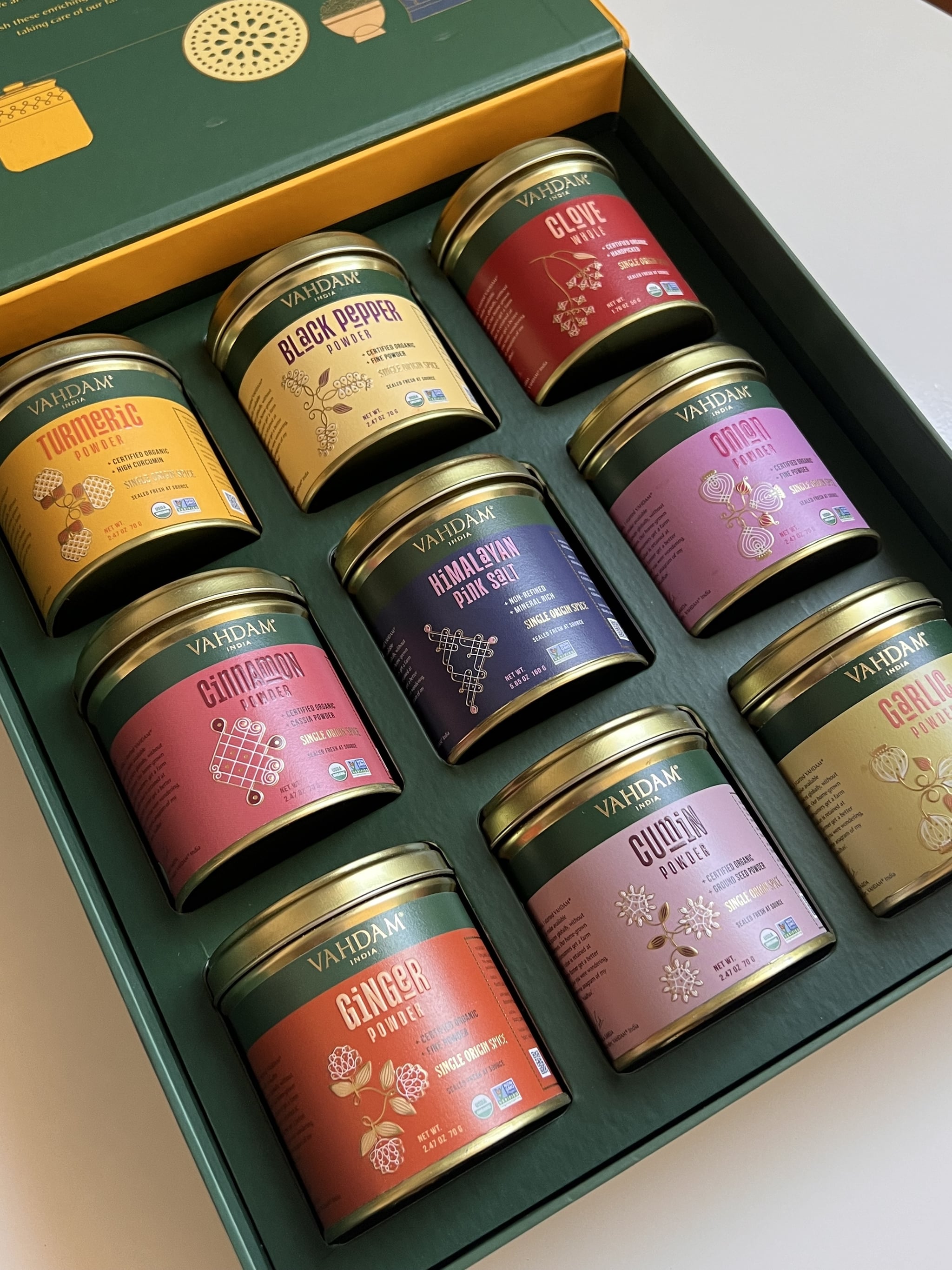 The Vahdam Spice Box