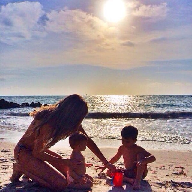 Gisele With Benjamin and Vivian