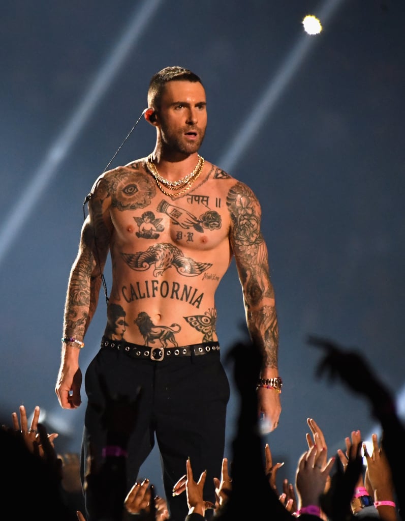 Adam Levine Shirtless Pictures