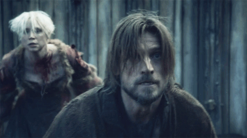 Jaime Comes Back to the Bear Pit to Save Brienne