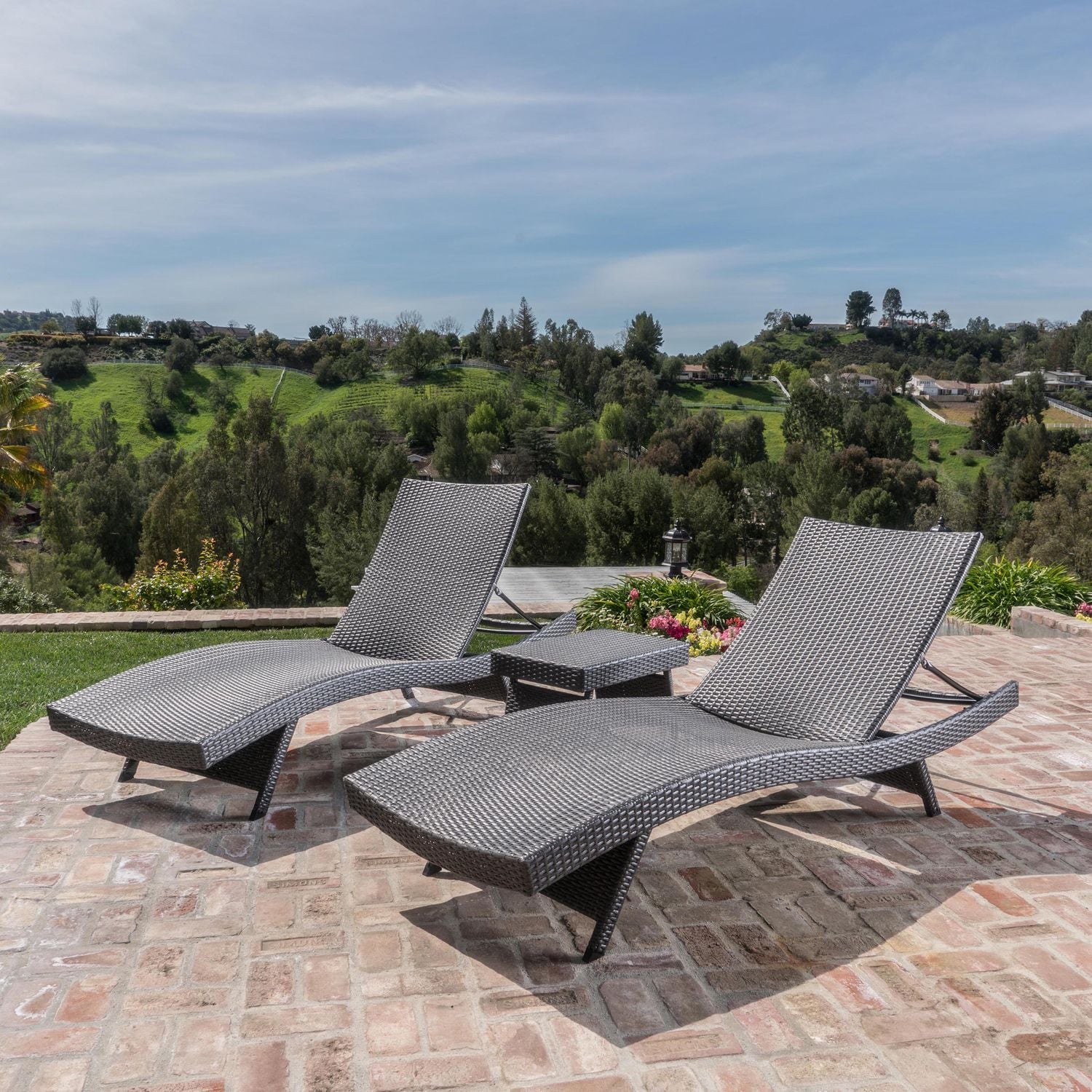 Pier one 2025 chaise