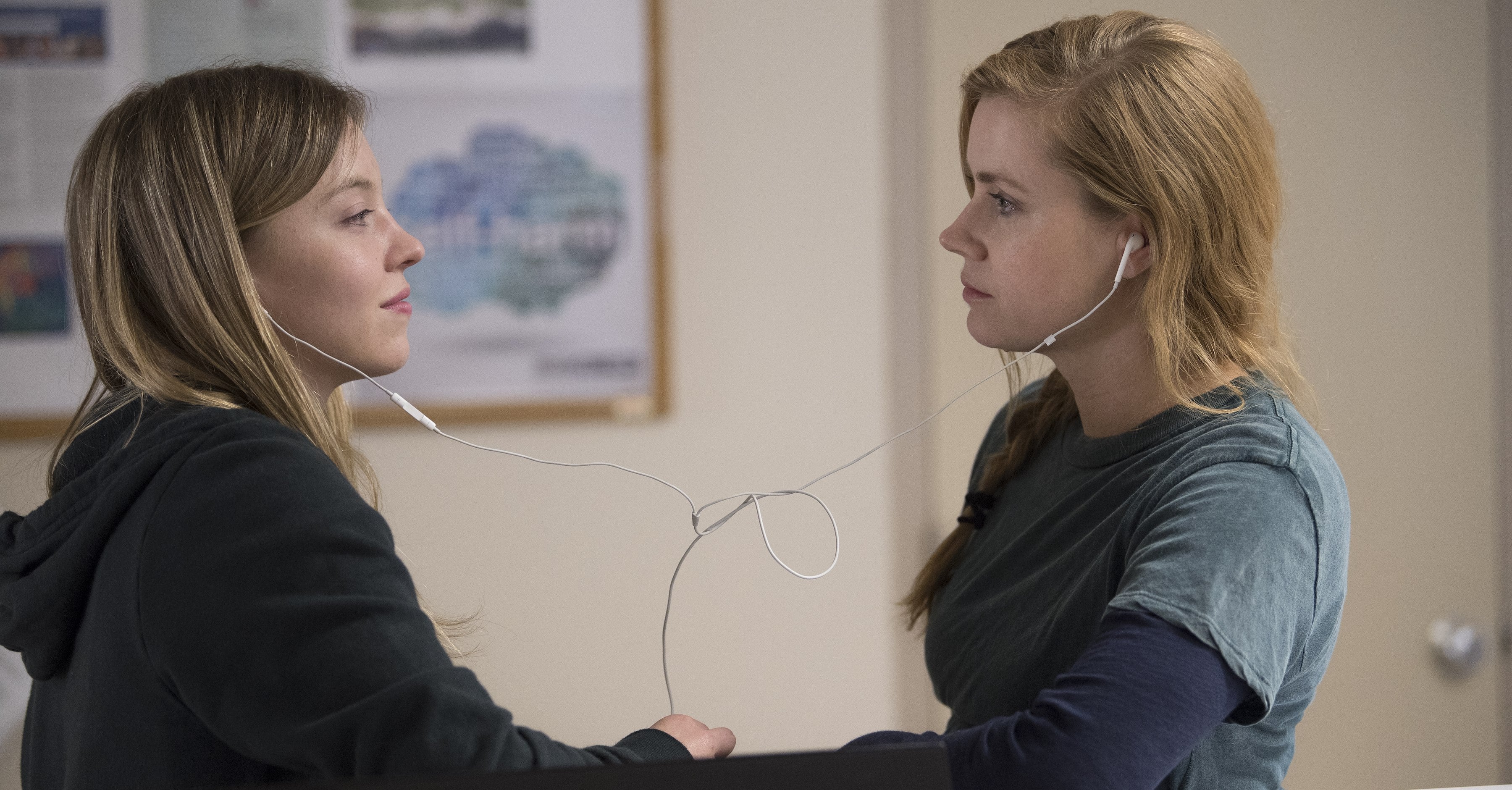 Sharp objects season 1 episode 1 best sale
