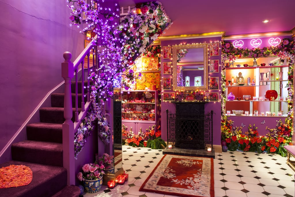 Every inch of the house is decked out with girlie, glam touches that Barbie can truly appreciate. And when she's ready for a change of pace, she can hop in her pink convertible and drive back to nearby London.