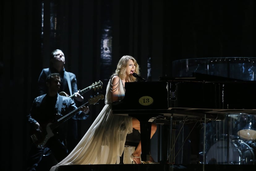 LOS ANGELES, CA - JANUARY 26:  Taylor Swift performs onstage during the 56th GRAMMY Awards held at Staples Center on January 26, 2014 in Los Angeles, California.  (Photo by Michael Tran/FilmMagic)