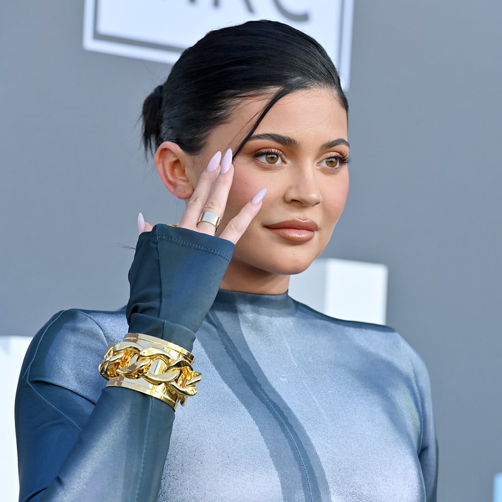 Kylie Jenner’s Black Glam Nails Are Perfect for Fall