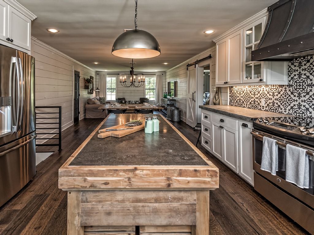 Fixer Upper Barndominium Vacation Rental Fixer Upper Barndominium Vacation Rental