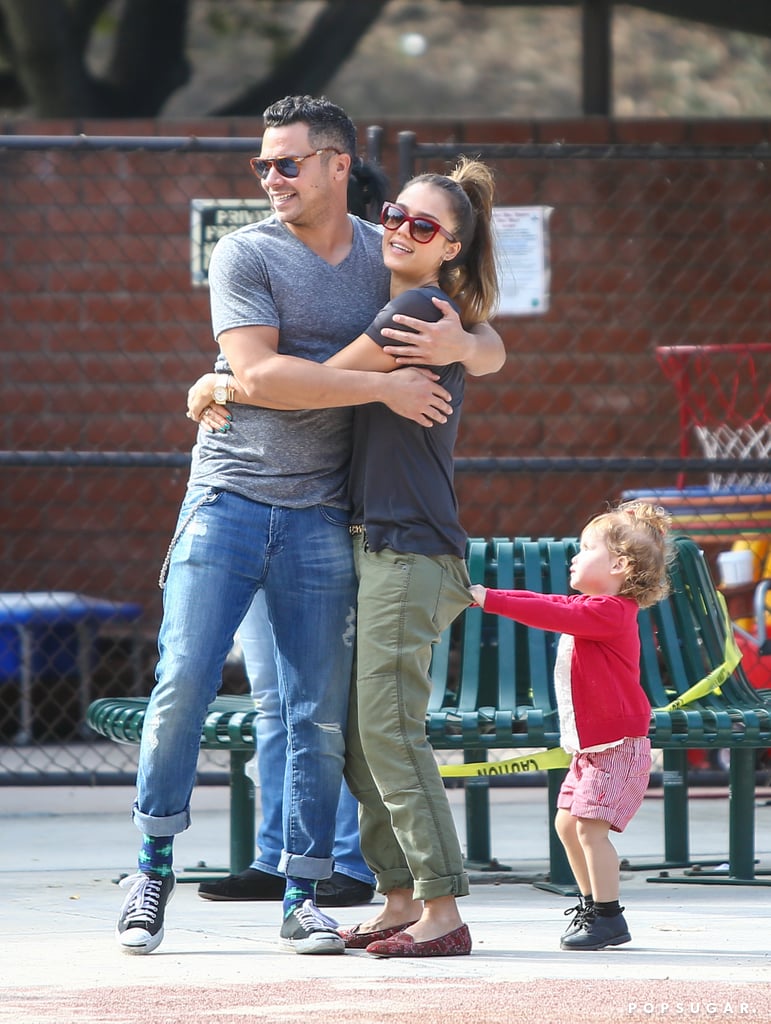 Jessica Alba's Family Park Date January 2014 | Pictures