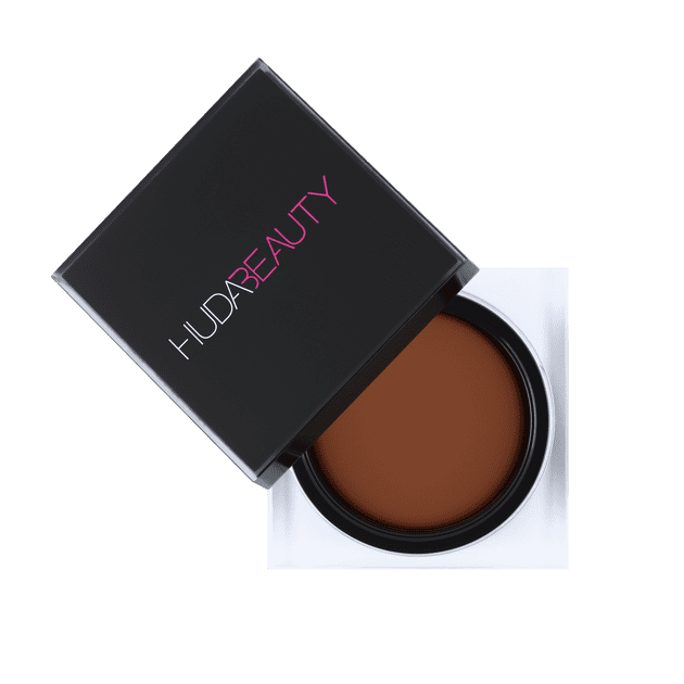 Huda Beauty Tantour in Medium