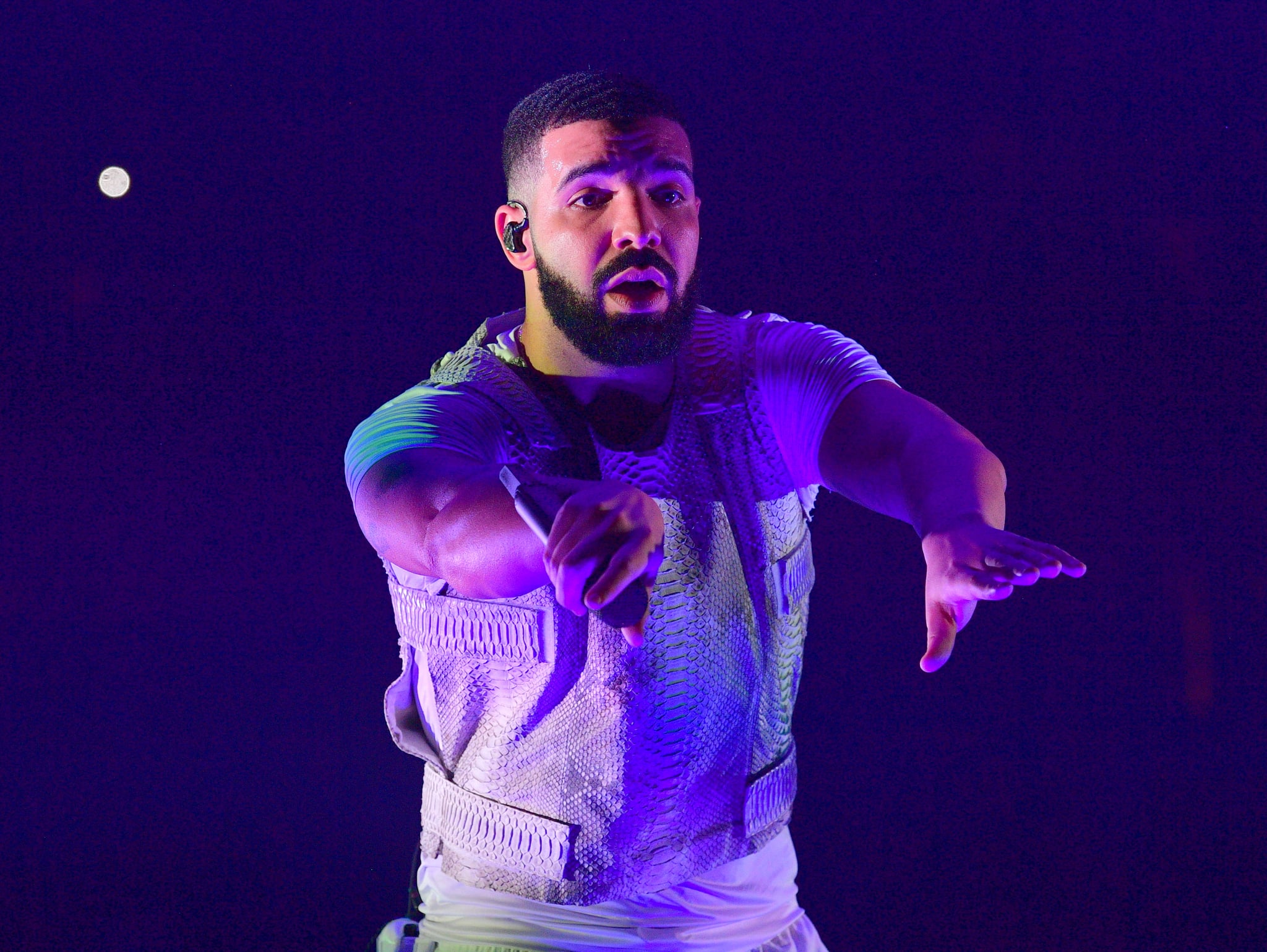 ATLANTA, GA - NOVEMBER 18: Drake performs onstage during the Final Stop of 'Aubrey & The three Amigos Tour' at State Farm Arena on November 18, 2018 in Atlanta, Georgia.(Photo by Prince Williams/Wireimage)