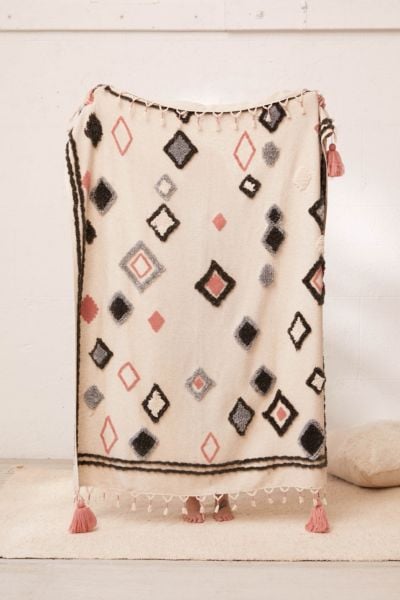 Diamond Tufted Throw Blanket