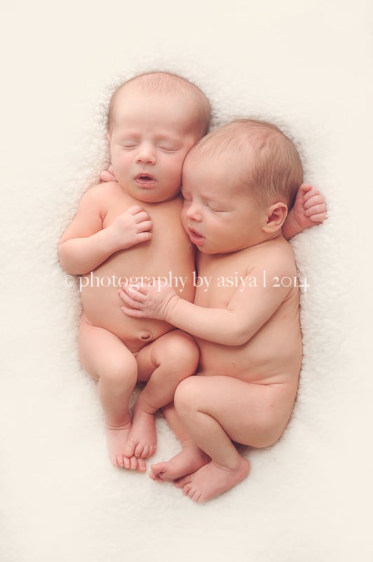 Newborn Twin Photo Ideas