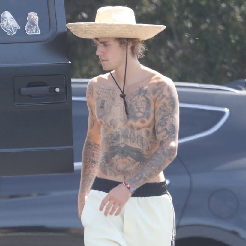 Justin Bieber Shirtless Pictures Popsugar Celebrity