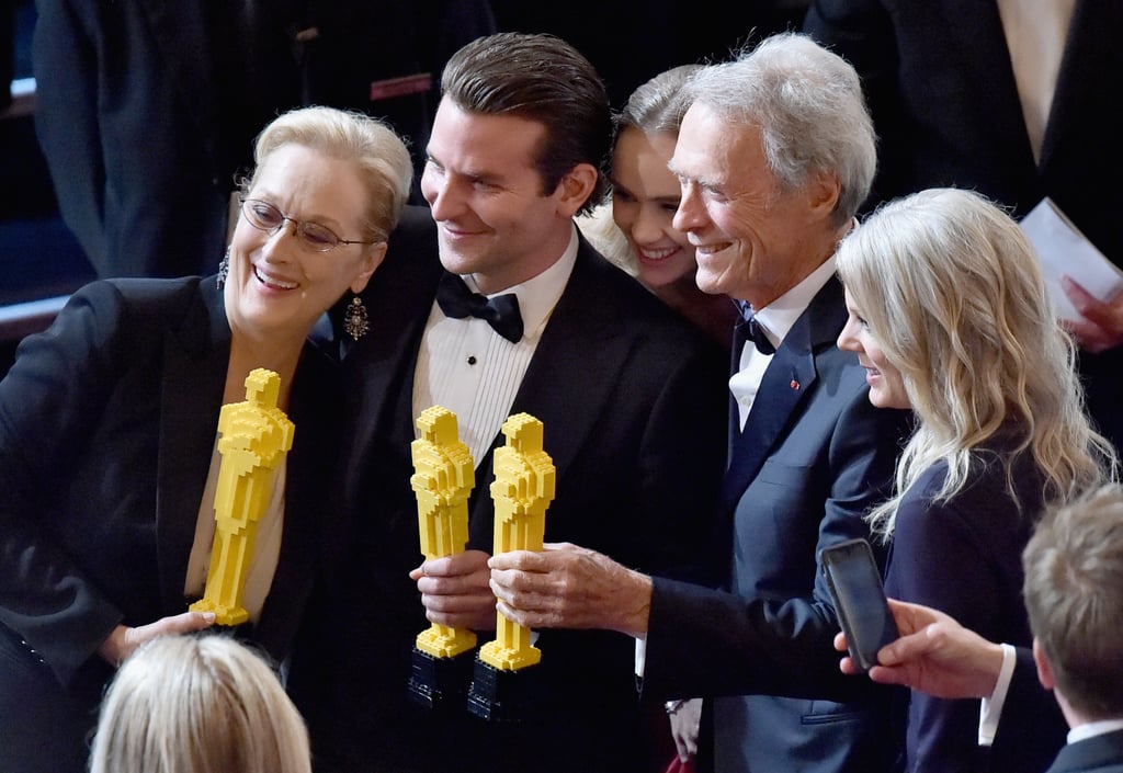 Bradley Cooper and Meryl Streep Take Oscars Selfies | Photos