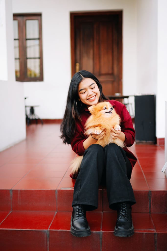 Pisces (19 Feb. - 20 March): Volunteer at an Animal Shelter