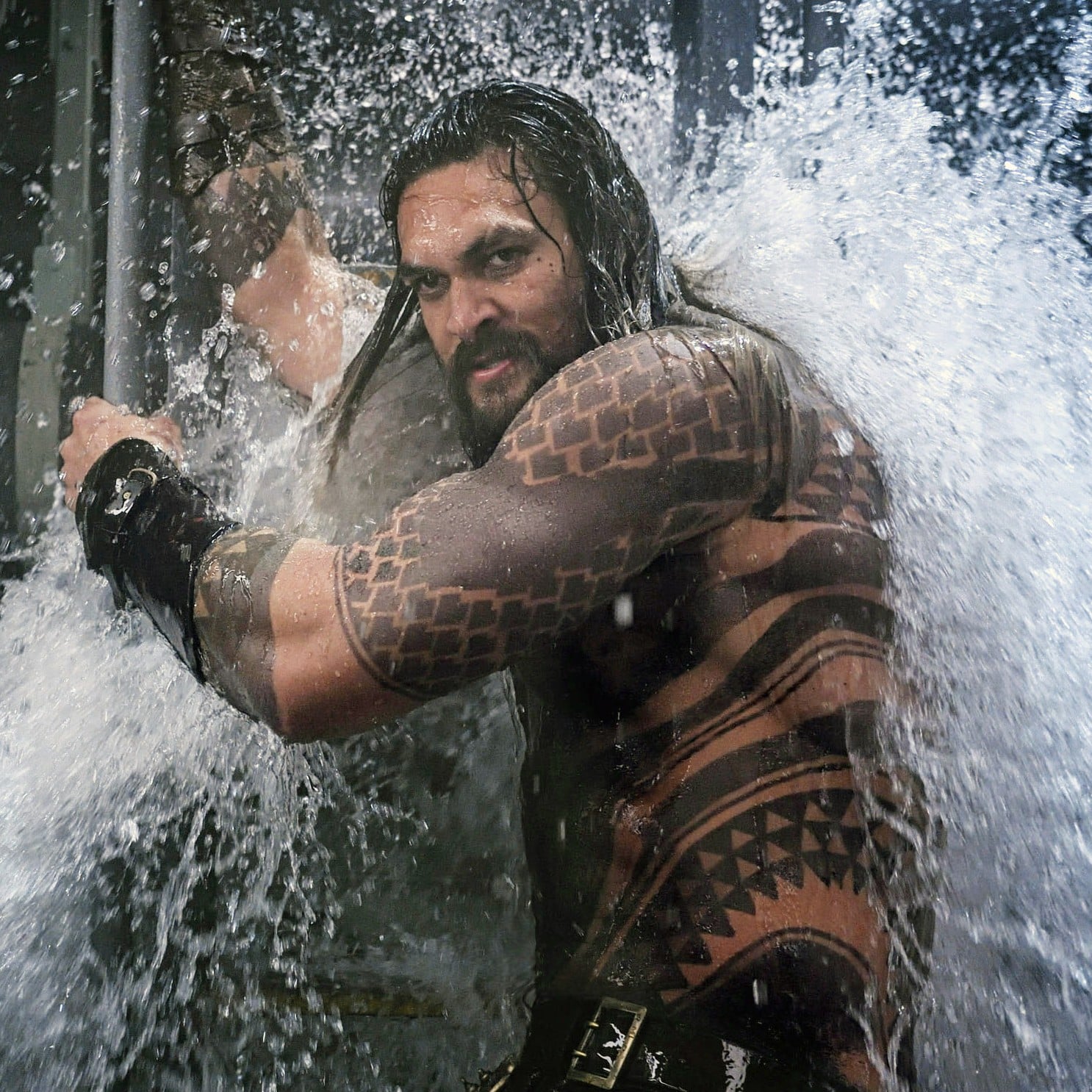 Jason Momoas Favourite Thing About Filming Aquaman Popsugar