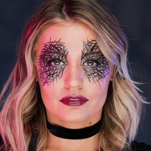 Halloween Costumes With Eyeliner | Tutorial