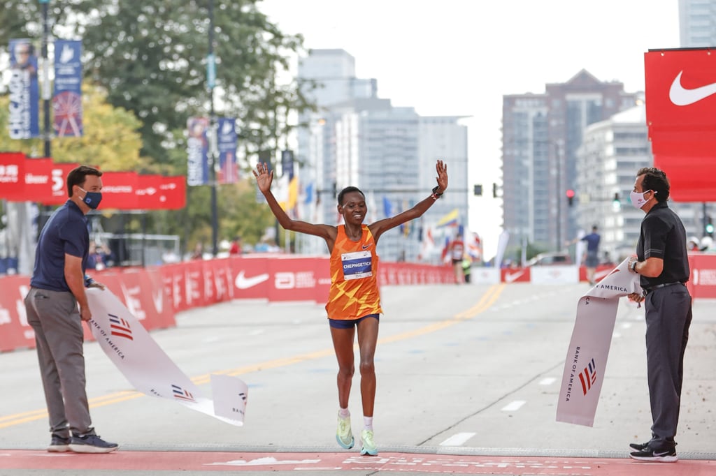 Ruth Chepnegetich Crosses the Finish Line at the 2021 Chicago Marathon