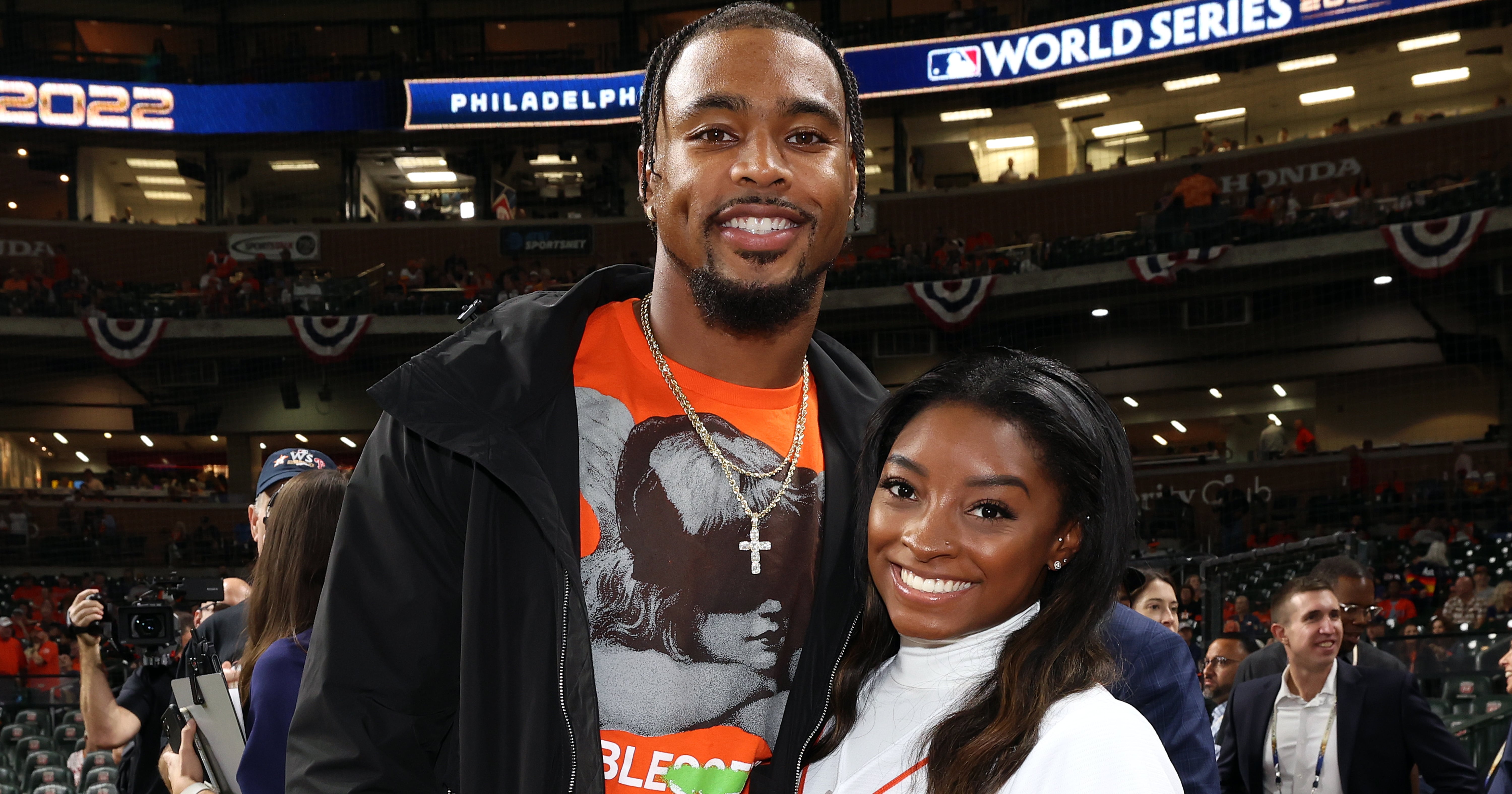 The Man Behind Simone Biles - 2wkwgaq