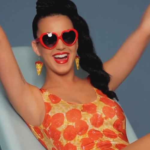 Arriba 67 Imagen Katy Perry Pizza Outfit Abzlocal Mx