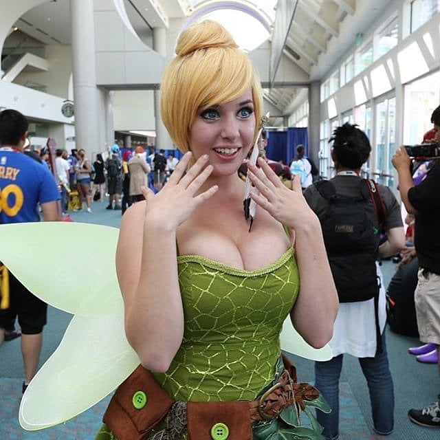 Big Tits At Cosplay Convention - Videos of women having sex at a cosplay convention - Porn clips