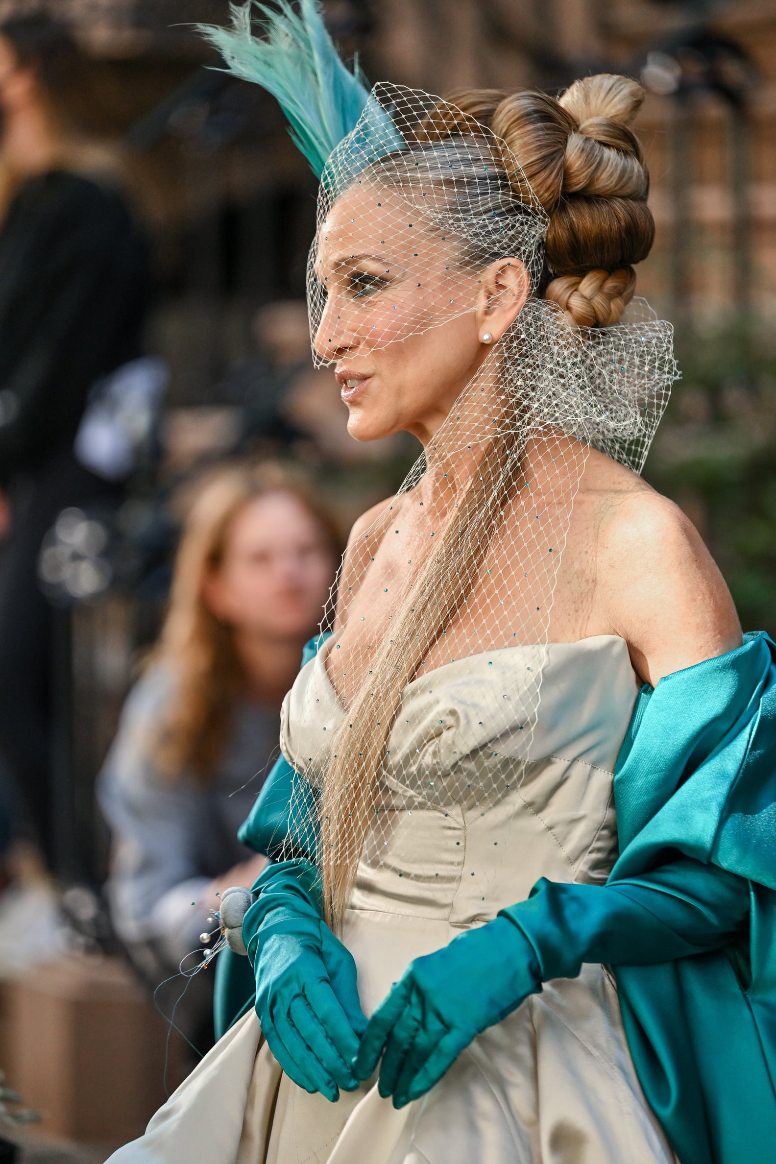 Carrie Bradshaw's Wedding Dress Is in And Just Like That POPSUGAR Fashion