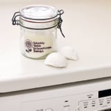 Clean Your Dishwasher With Baking-Soda