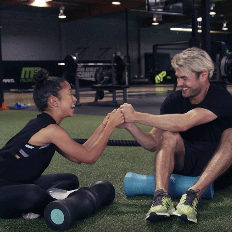 Watch Zac Efron And Youtuber Liza Koshy Work Out Together