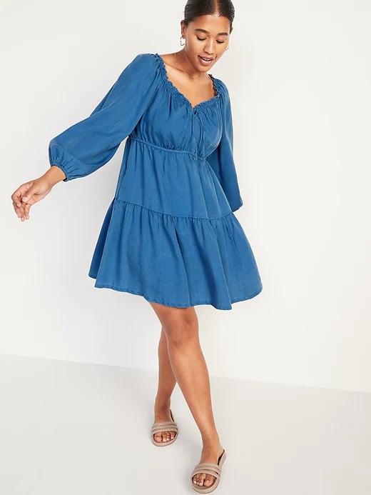 Old Navy Ruffled Tie-Neck Chambray Swing Dress | Leave a Jacket at Home,  Because These Pretty Old Navy Dresses All Have Long Sleeves | POPSUGAR  Fashion UK Photo 4