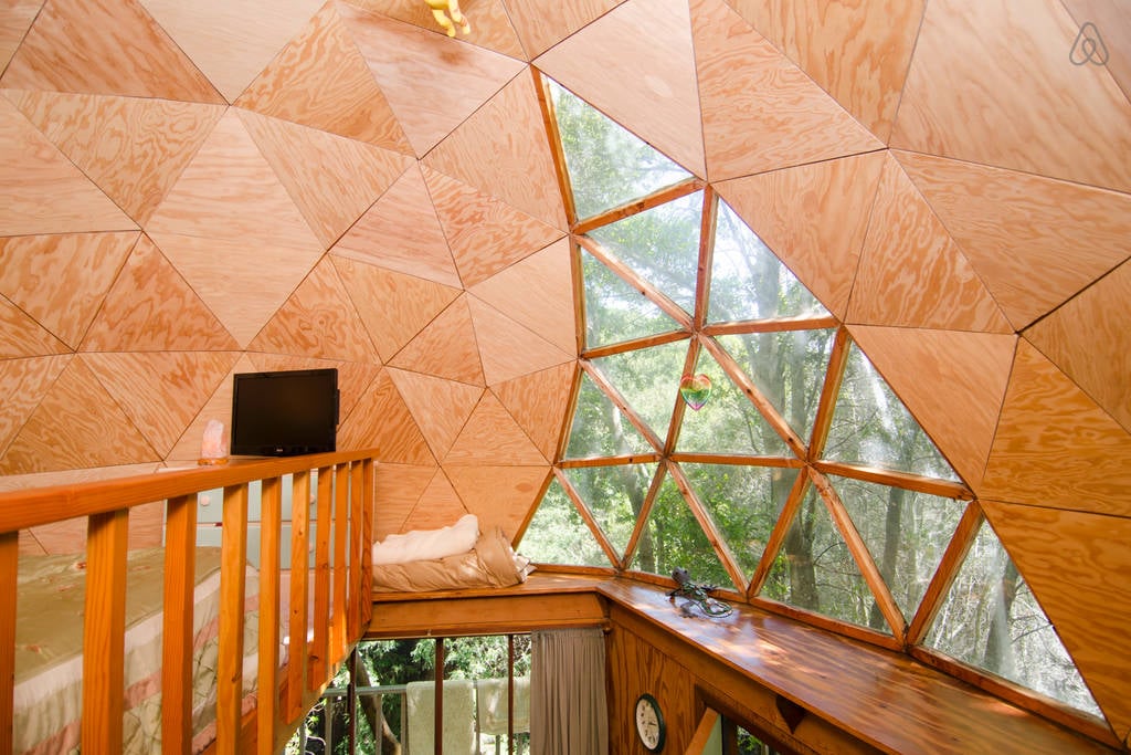 Located in Aptos, CA, and running for around $113 a night, the rental is a perfect getaway for nature-lovers and hikers.