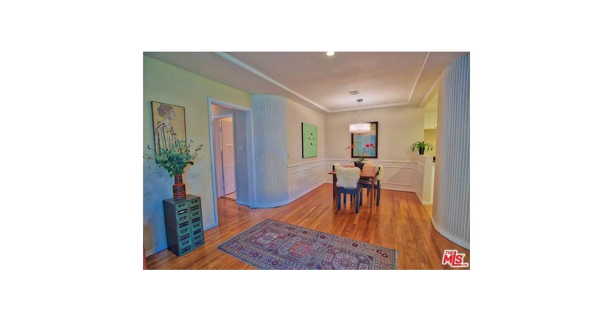 Debbie Reynolds's Childhood Home POPSUGAR Home Photo 5