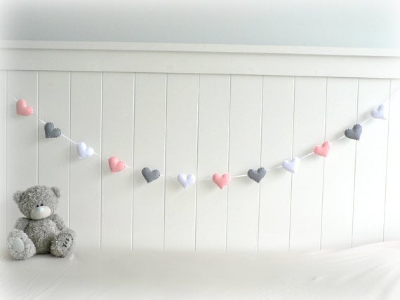 red heart banner