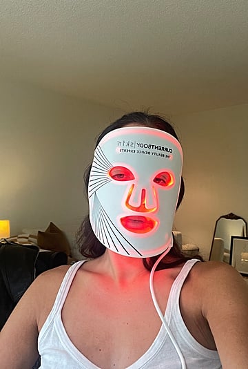 CurrentBody Skin LED Light Therapy Face Mask Review: Photos