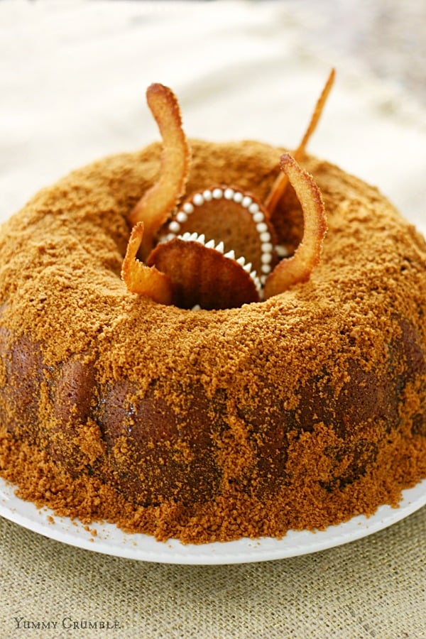 Star Wars Sarlacc Bundt Cake