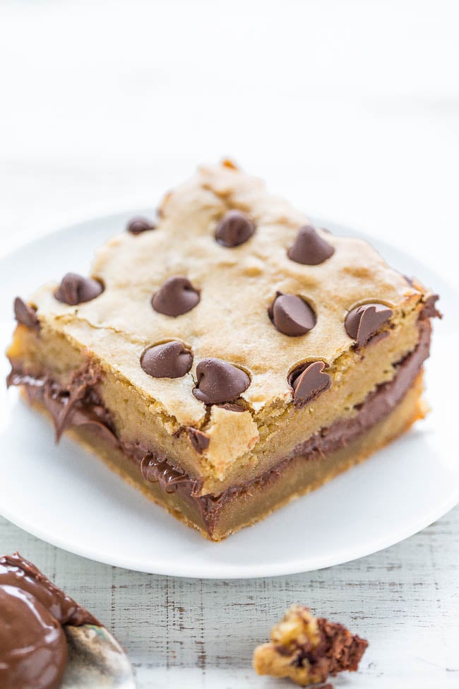 Nutella-Stuffed Chocolate Chip Blondies