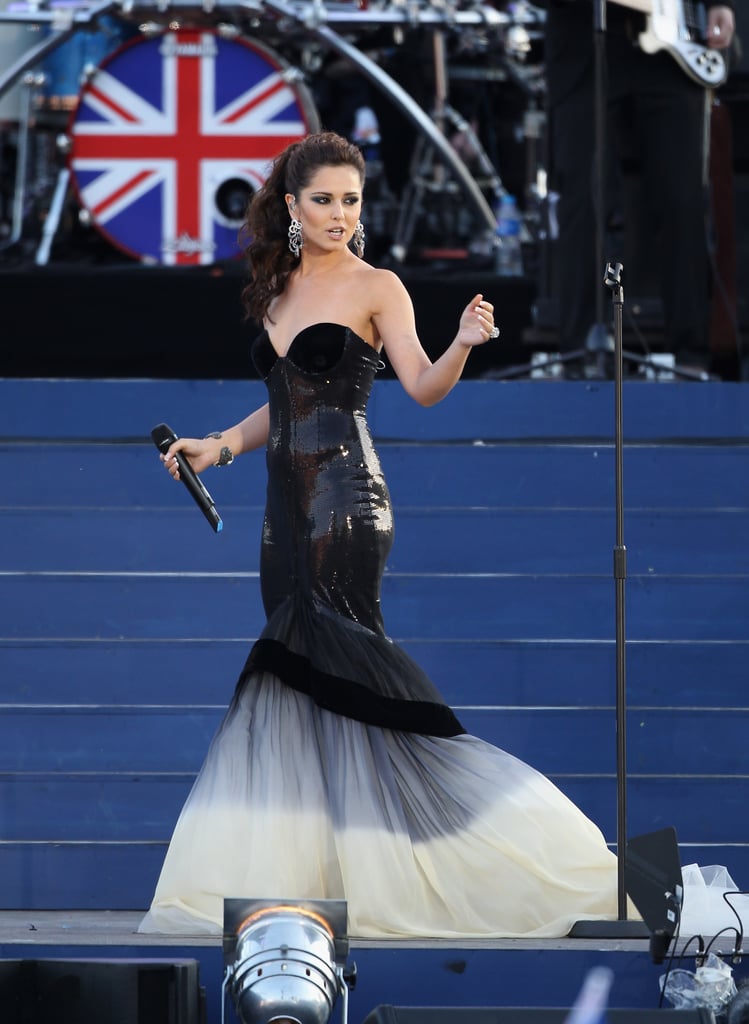 Cheryl took to the state at the queen's Diamond Jubilee concert in a dramatic ombré gown by Eva Minge.
