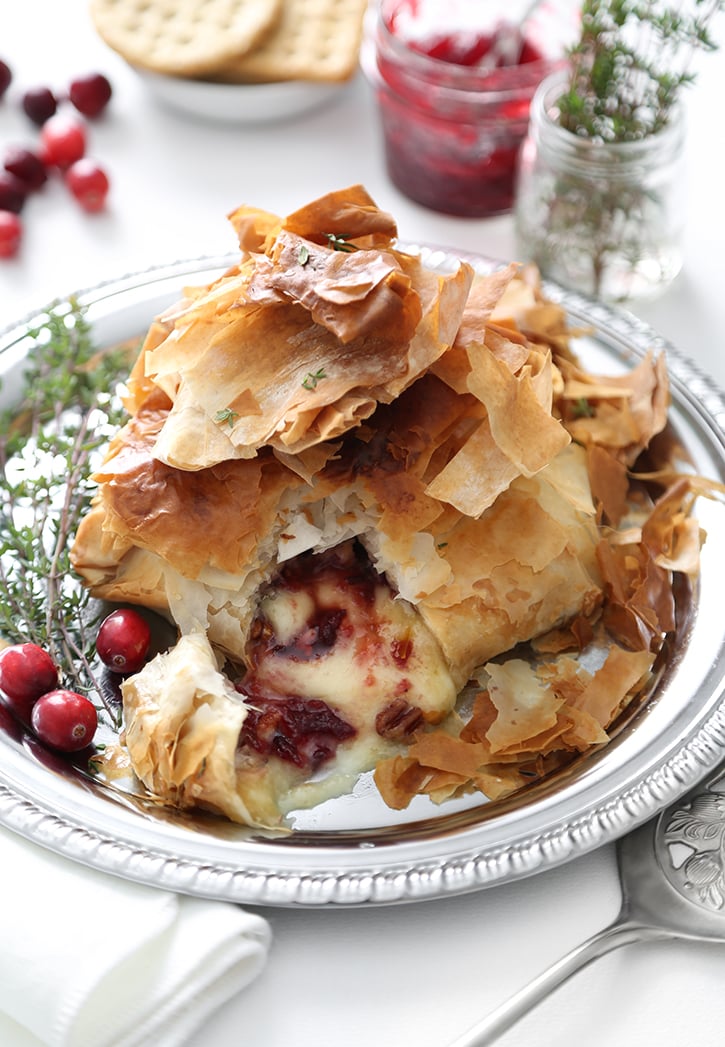 Air Fryer Baked Brie With Cranberry Filling