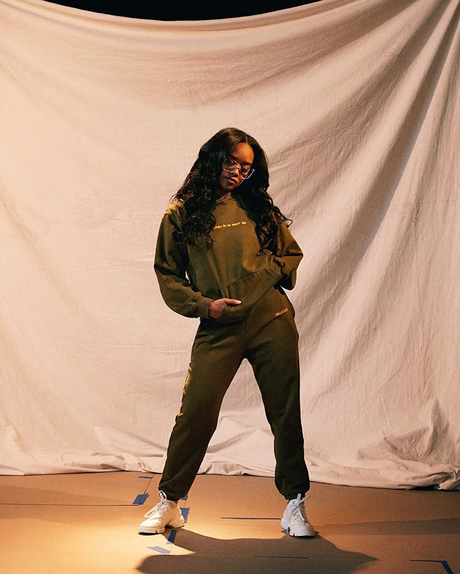 H.E.R. x Amazon The Drop Collection 2022 | PS Fashion