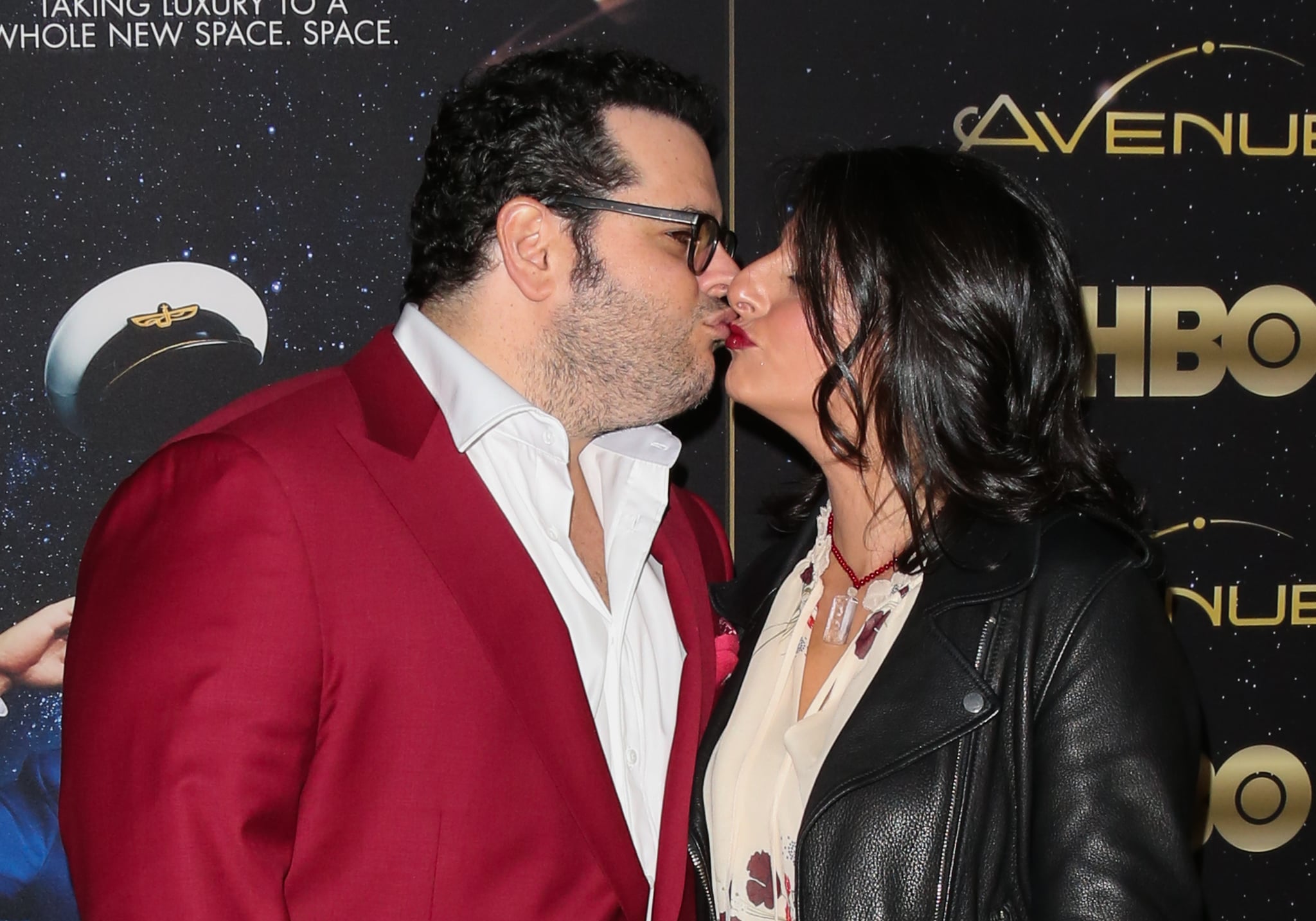 Celebrity Entertainment Josh Gad And Ida Darvish Actually Played A Married Couple Before Coupling Up In Real Life Popsugar Celebrity Photo 4