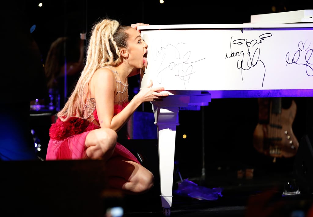 Miley Cyrus at the LGBT Gala Vanguard Awards 2015 | Pictures